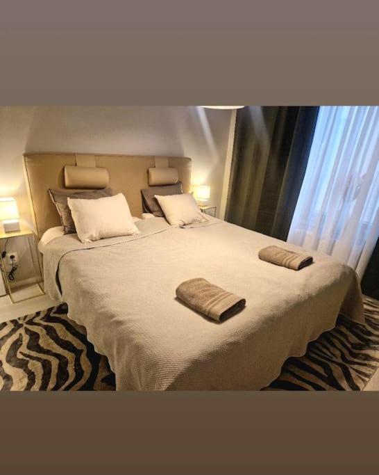 Modern Room With Bathroom, No Kitchen And Your Own Entrance Stoccolma Esterno foto